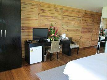Aga Reef Resort and Spa - Photo2