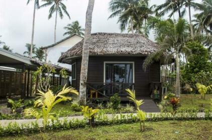 Saletoga Beach Bungalows & Hotel