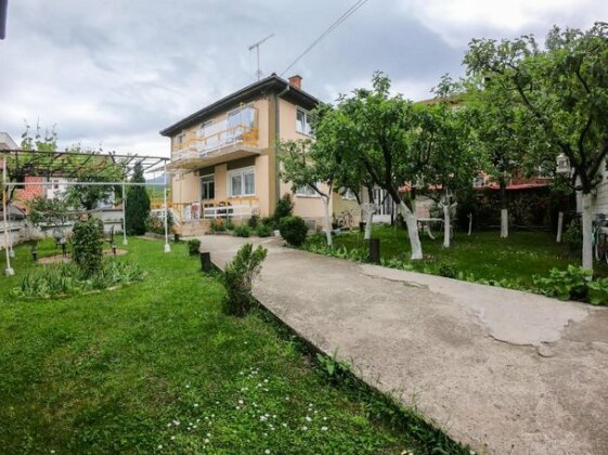 Sarac Hostel