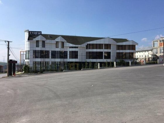 Whitehotel - Photo4