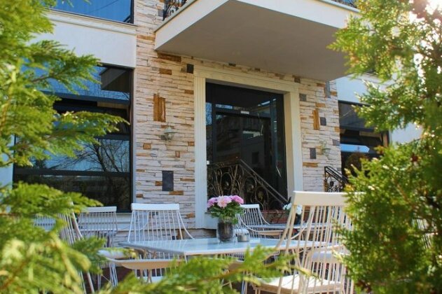 Golden Hotel Pristina - Photo2