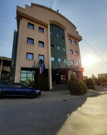Hotel Princi i Arberit - Photo2