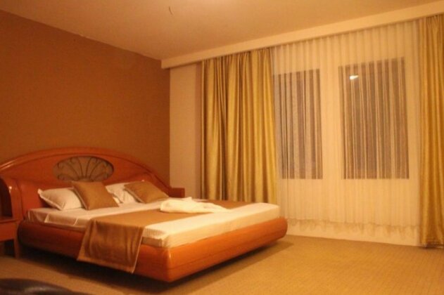 Hotel Princi i Arberit - Photo4