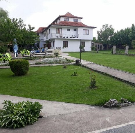 Markov konak Pristina - Photo2