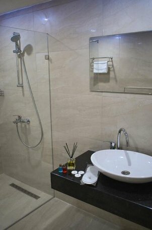 City Hotel Prizren - Photo2