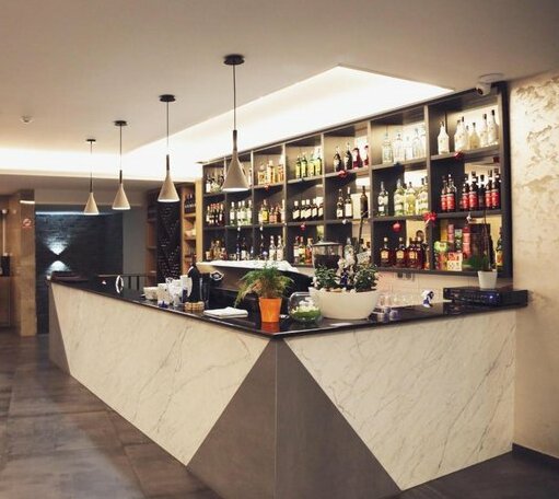 City Hotel Prizren - Photo3