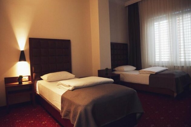 City Hotel Prizren - Photo5