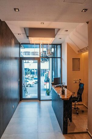 Monarch Boutique Hotel - Photo3