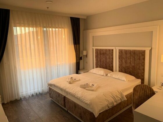 Sky Hotel Prizren - Photo2
