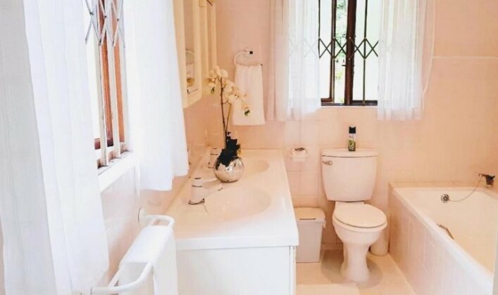 Bevs Place Amanzimtoti - Photo3