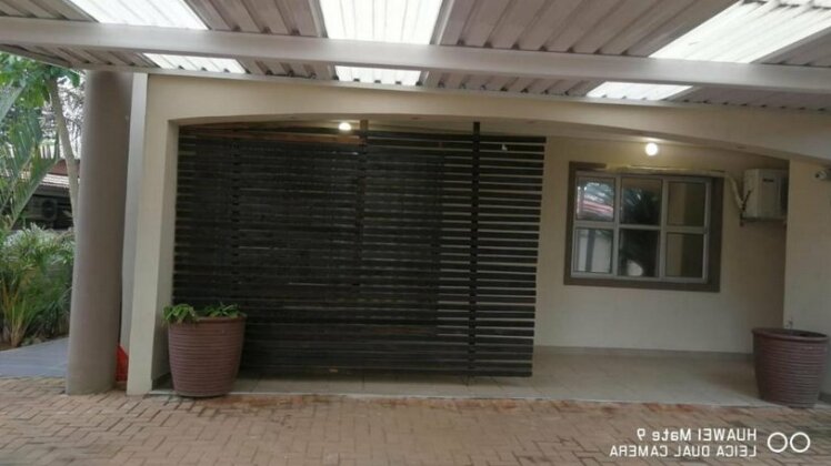 Grace Inn Amanzimtoti - Photo3