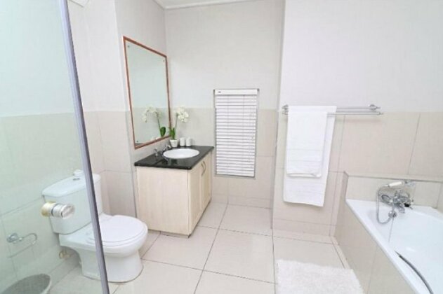 42 Club Drive - Photo5