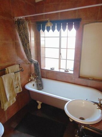 Fountain Baths Guest Cottages - Photo3