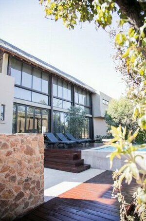 Kuwisa Lodge