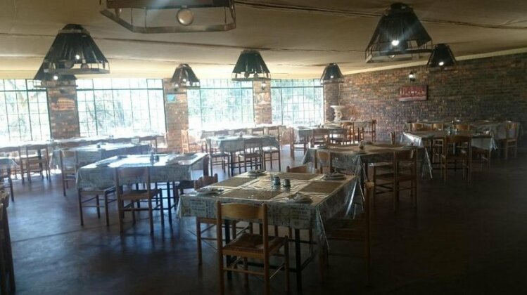 Thaba Monate - Photo3