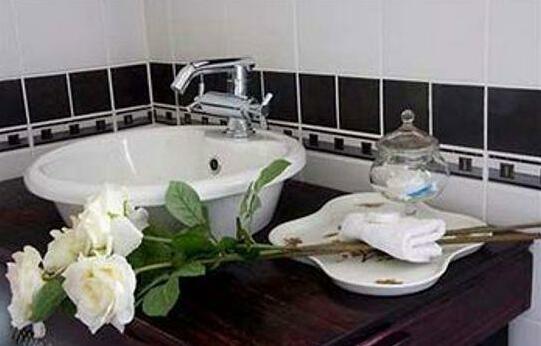 A White Rose Guest House - Photo2