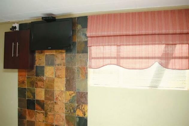 Annex Guest Rooms - Photo4