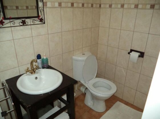 Anri Guesthouse - Photo5