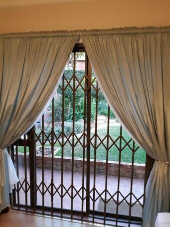 Castle With A View - Photo4
