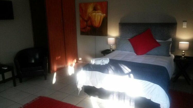 Eliades Overnight Accommodation - Photo3