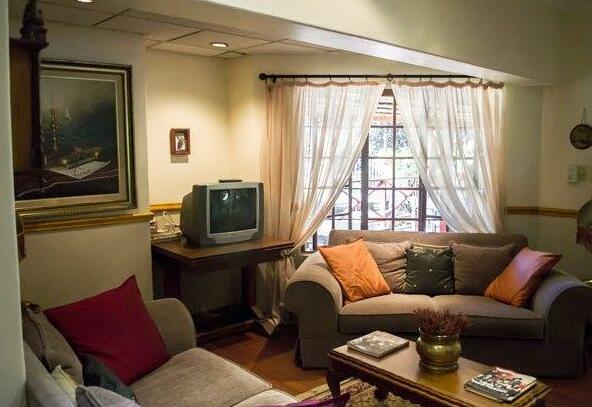Lily Guesthouse - Photo2