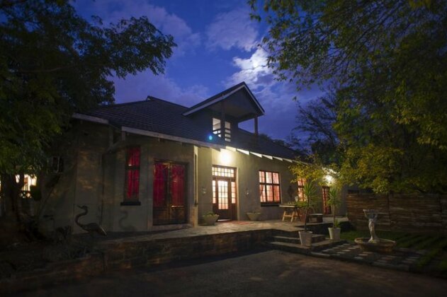 Milner Manor - Photo2