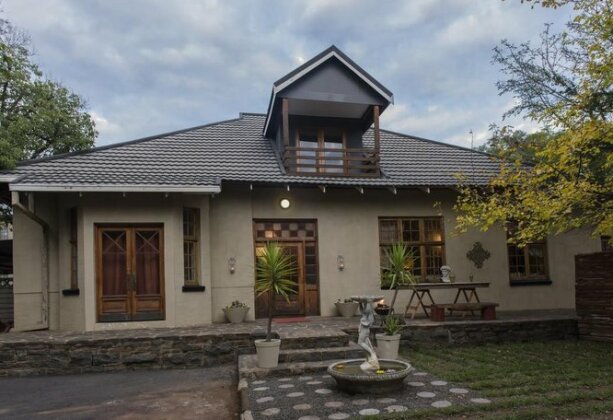 Milner Manor - Photo3
