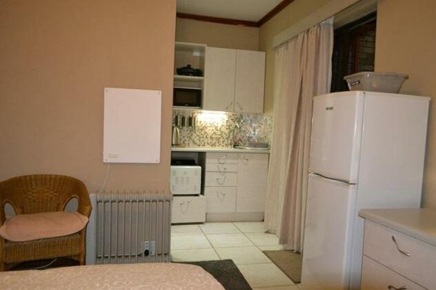 Moonrest - Photo5