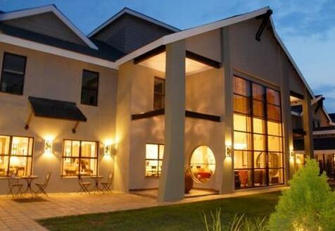 Protea Hotel Bloemfontein Willow Lake