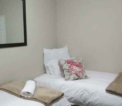 Salt and Light Self Catering - Photo4