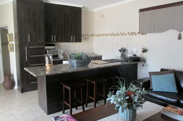 Salt and Light Self Catering - Photo5