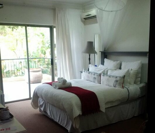 Falcon View Guesthouse - Photo3