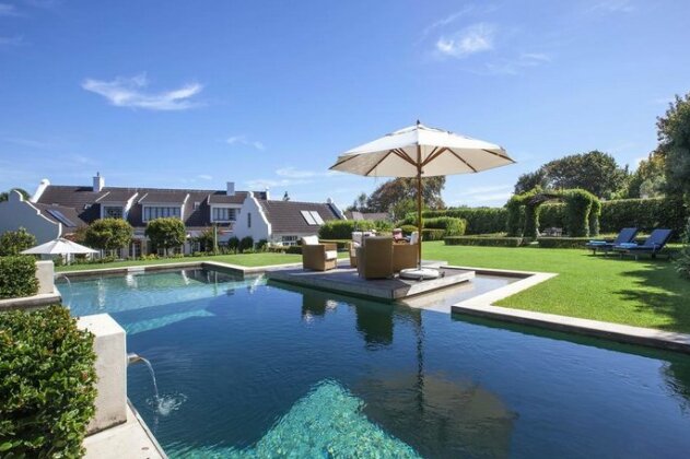 14 On Klein Constantia - Photo2