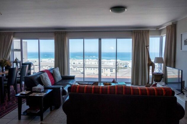 18 Dolphin Ridge Apartment - Photo3