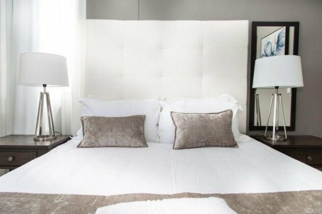 401 Infinity Apartment - Photo4