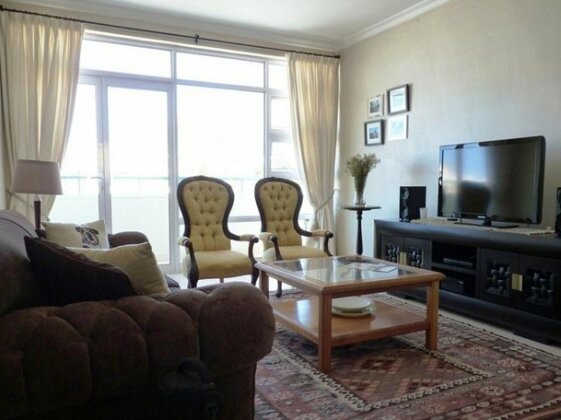 407 Adelphi Centre - Photo2