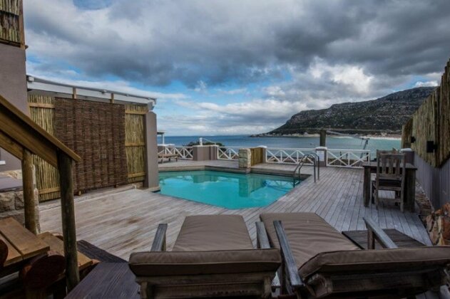 52 On Fish Hoek - Photo3
