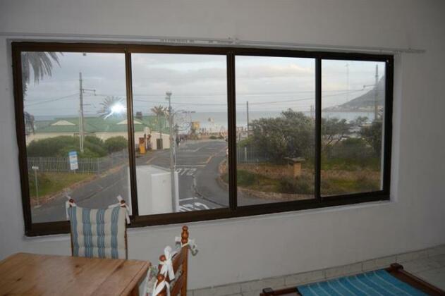 6 Marine Flats - Photo3