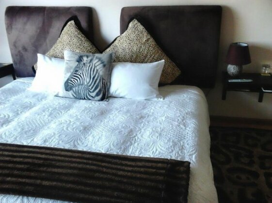 7 On Kloof Guesthouse - Photo5