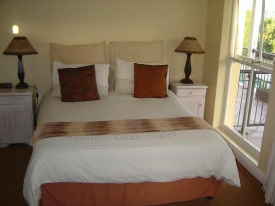 A2 Ocean View Guest House - Photo4