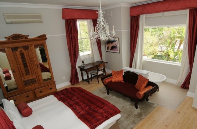 Abbey Manor Luxury Guesthouse - Photo4