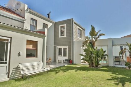 Abington Manor Fish Hoek Guesthouse