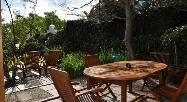 Acorn House Cape Town - Photo4