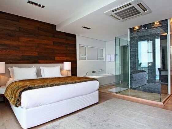 Adara - Photo3