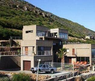 Afri Zola Guesthouse - Photo2