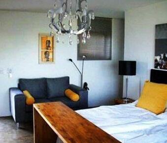 Afri Zola Guesthouse - Photo3