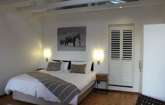 AfricanHome Guesthouse - Photo5