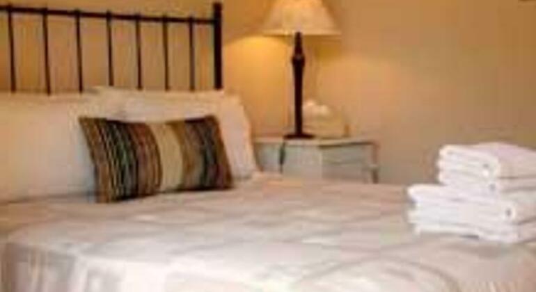 Afton Grove Country Retreat - Photo3