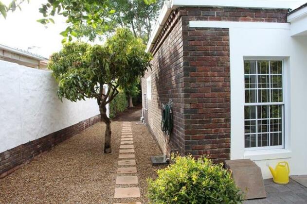 Alphen Lodge Constantia - Photo2