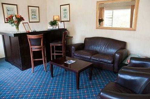 Altona Lodge - Photo3